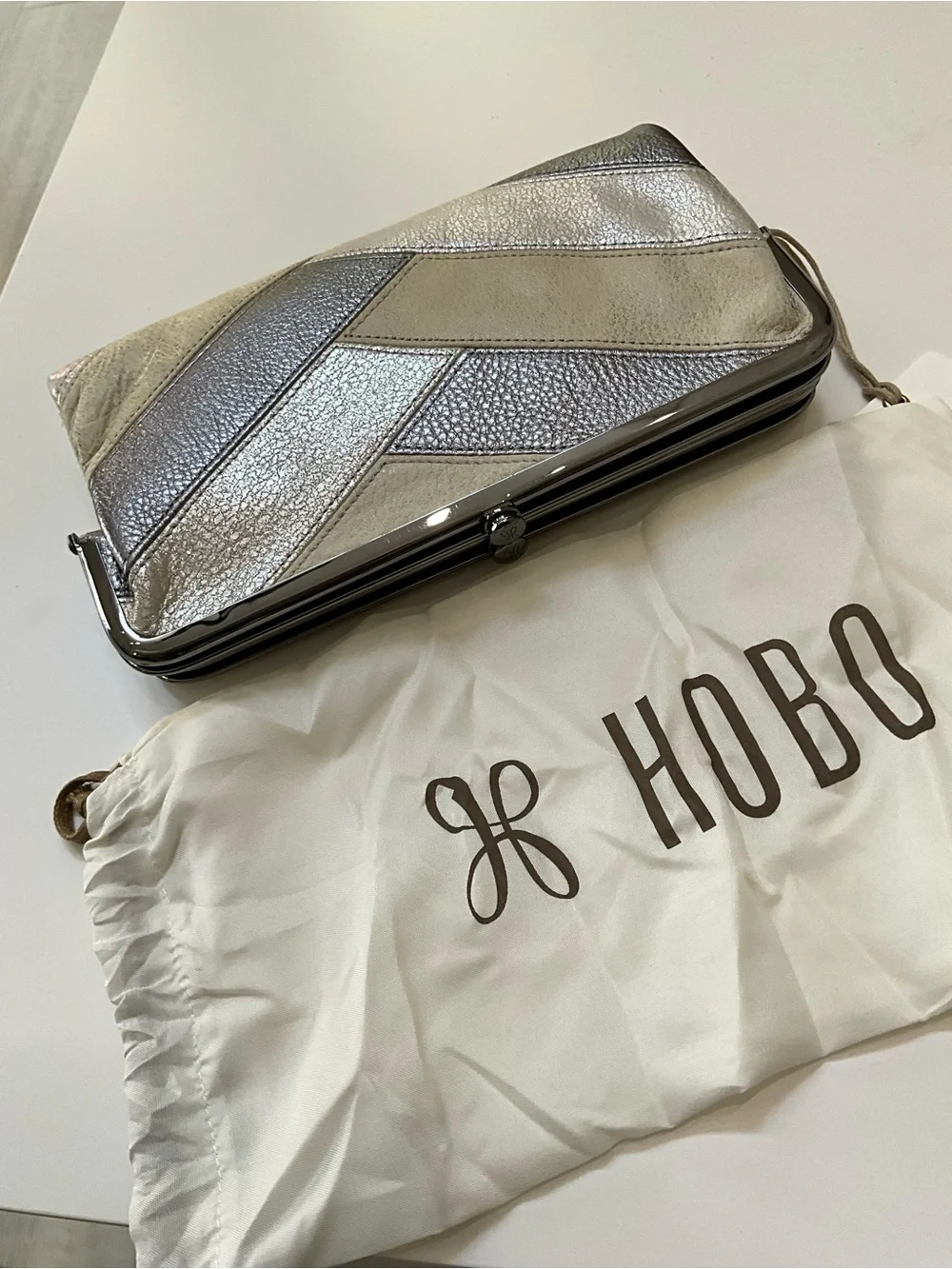 HOBO Lauren Silver Metallic Leather Patchwork Kiss Lock Organizer Clutch Wallet